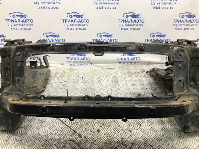 SSANG YONG 5710008B03 Рамка радиатора в наличии Полтава