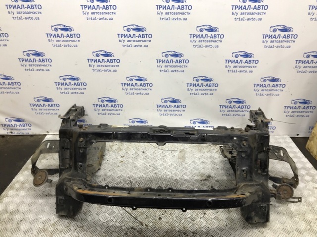 Установочная панель передняя 5710008B03 SSANG YONG