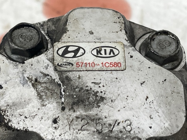 Помпа ГУР 571101C580 HYUNDAI