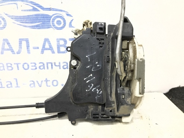 5715A420 Замок передней правой двери купить Ирпень
