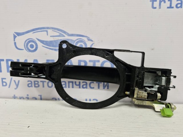 5716A307 Держатель наружной ручки двери передней левой купить Киев