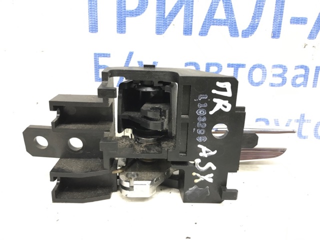 MITSUBISHI 5716A480XB Ручка двери правой внутренняя передняя/задняя в наличии Черкассы