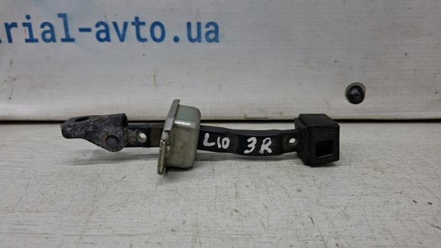 Ограничитель двери, задний 5732A029 MITSUBISHI