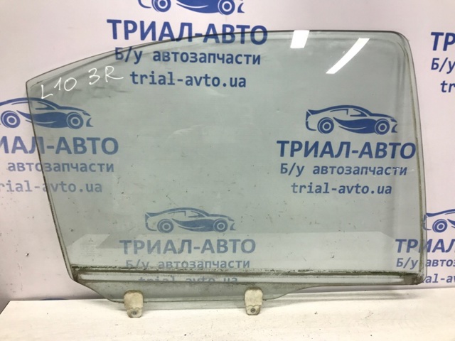 Окно задней двери 5736A026 MITSUBISHI