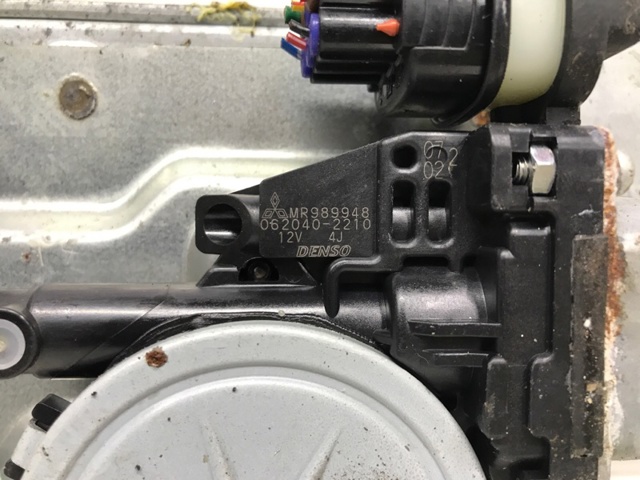 MITSUBISHI 5743A089 Механизм стеклоподъемника двери задней левой в наличии Украина