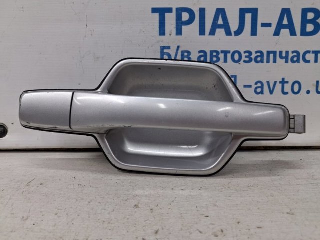 Ручка задней двери наружная, левая 5746A055HA MITSUBISHI