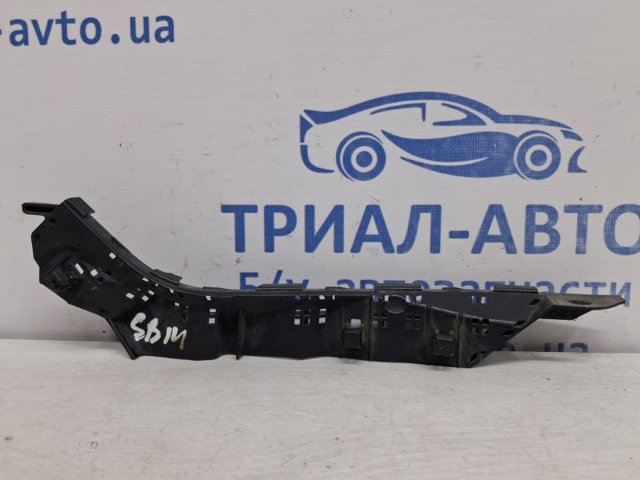 Кронштейн бампера переднего, внешний правый 57707AJ260 SUBARU