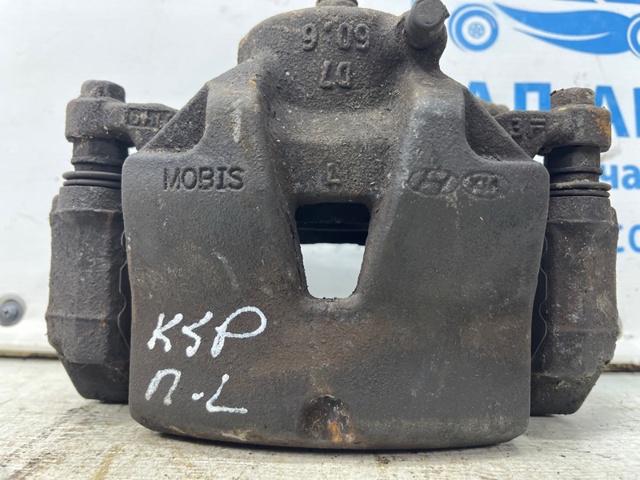 58110D7500 HYUNDAI Суппорт тормозной передний левый купить в Киев