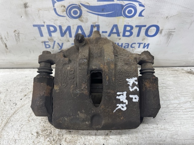 HYUNDAI 581302Y000 Суппорт тормозной передний правый в наличии Ровно