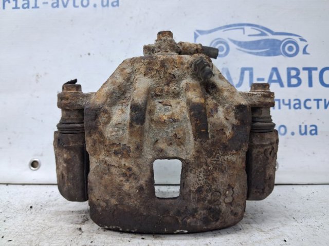 Суппорт тормозной, передний, правый 581903KA10 HYUNDAI