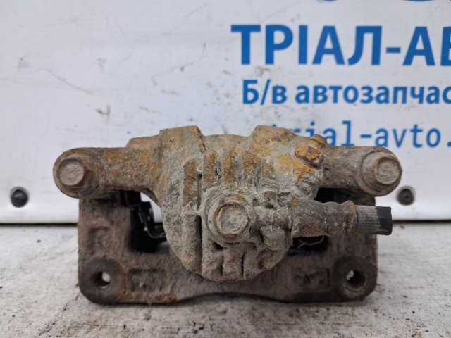 582303E600 Суппорт тормозной задний правый купить Харьков