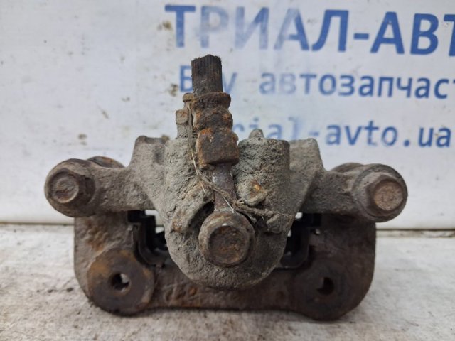 HYUNDAI 583111HA00 Суппорт тормозной задний правый в наличии Каменское