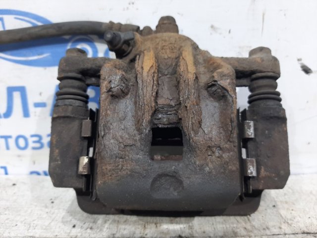 Задний правый суппорт 583112EA10 HYUNDAI