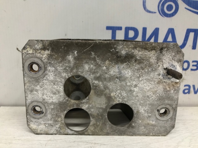 TOYOTA 5832342010 Кронштейн усилителя заднего бампера в наличии Тернополь