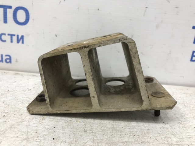 5832342010 TOYOTA Кронштейн усилителя заднего бампера купить в Украина