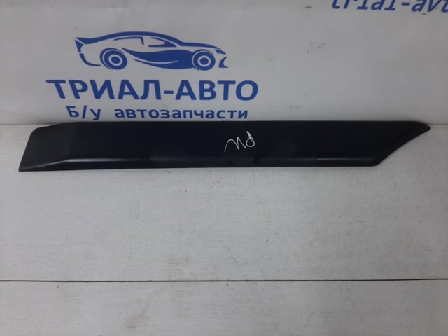 Накладка крышки багажника mitsubishi б/у оригінал, гарантія на запчастини 5837a010