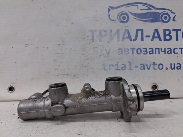 Цилиндр главный тормоза (гидротормозов) 585101H000 HYUNDAI