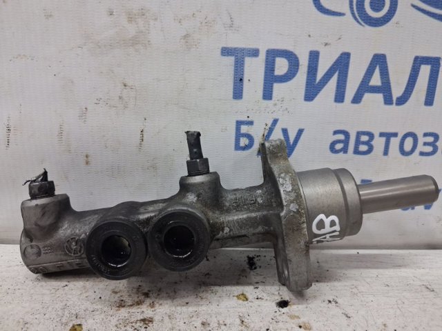 585101H200 Цилиндр тормозной главный купить Кривой Рог