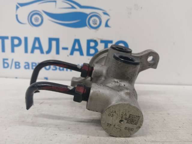 HYUNDAI 585102T200 Главный тормозной цилиндр в наличии Одесса