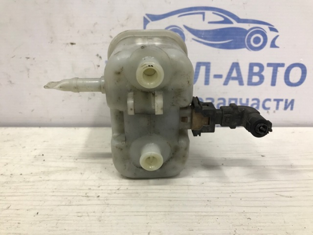 HYUNDAI 585112B500 Бачок тормозной в наличии Тернополь