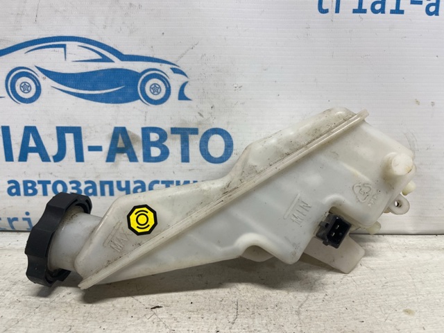 HYUNDAI 585112W400 Бачок тормозной в наличии Павлоград