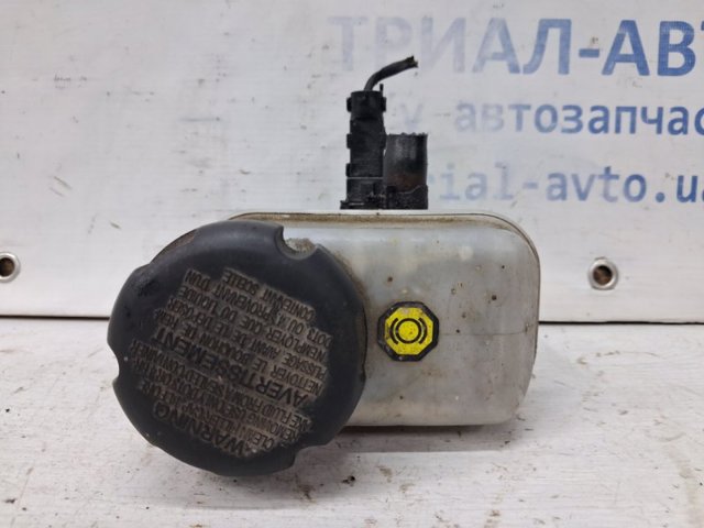 HYUNDAI 585113K501 Бачок главного тормозного цилиндра (тормозной жидкости) в наличии Черкассы