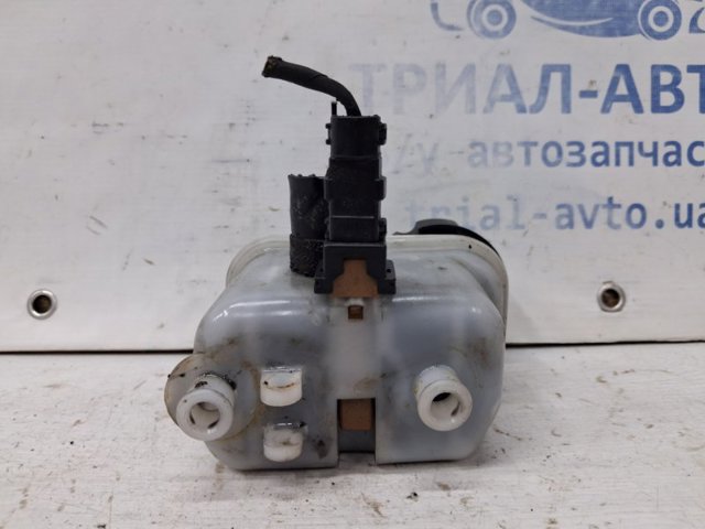HYUNDAI 585113K501 Бачок главного тормозного цилиндра (тормозной жидкости) в наличии Николаев
