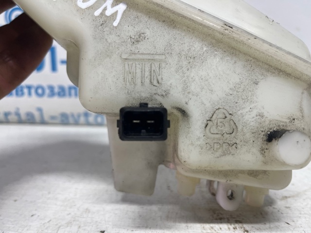HYUNDAI 58511C6800 Бачок тормозной в наличии Львов