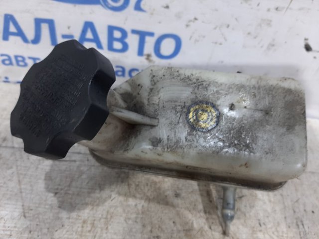 HYUNDAI 585292E600 Бачок главного тормозного цилиндра (тормозной жидкости) в наличии Украина