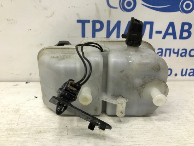 585293E010 Бачок тормозной купить Киев