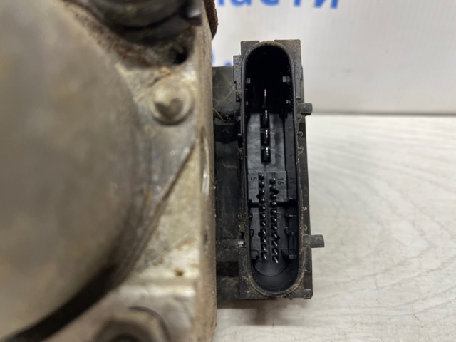 Блок управления ABS 589202L300 HYUNDAI
