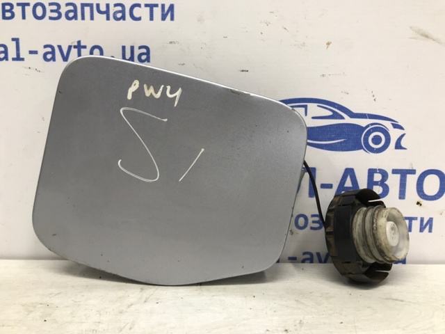 Лючок топливного бака Mitsubishi Pajero 4 LONG