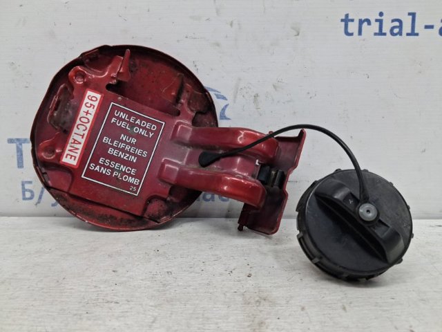 Лючок топливного бака Митсубиси Лансер 10 SPORTBACK