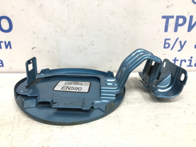 5940A143 MITSUBISHI Лючок бензобака купить в Хмельницкий