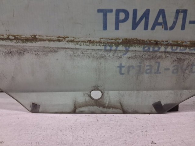 Стекло заднее правое 5E5845206A VAG
