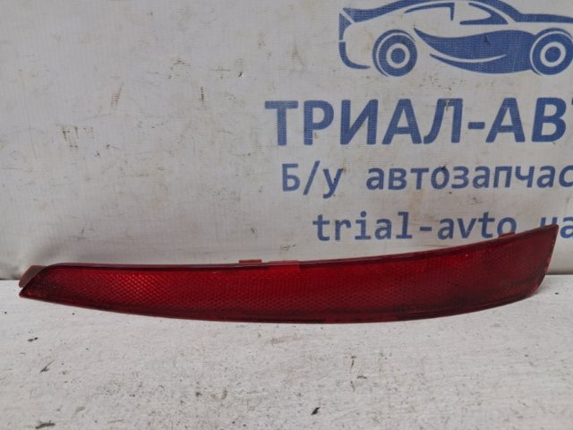 Правый отражатель бампера 5E5945106 VAG