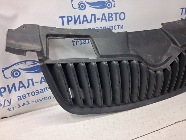 Облицовка радиатора 5J08536689B9 VAG