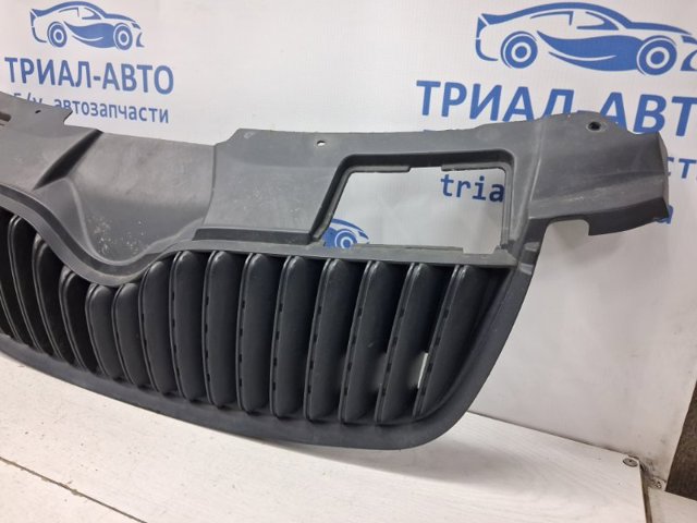5J08536689B9 VAG Решетка радиатора купить в Черкассы
