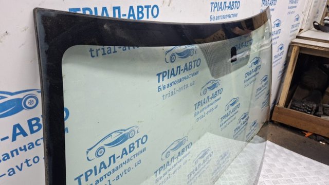 6102A302 MITSUBISHI Стекло лобовое  купить в Ужгород