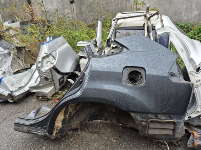 Крыло заднее левое 616120E010 TOYOTA