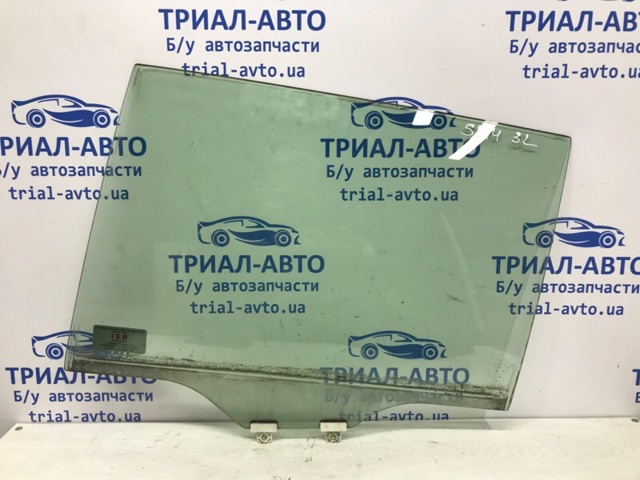 Стекло двери задней левой 62011AJ110 SUBARU