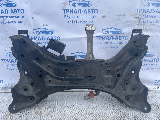 Подрамник передней подвески 624002T100 HYUNDAI