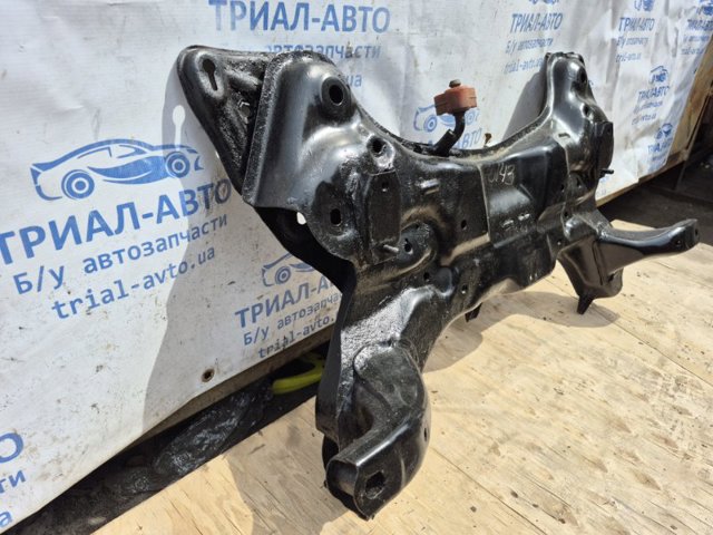 HYUNDAI 62400A6100 Балка крепления двигателя в наличии Ровно