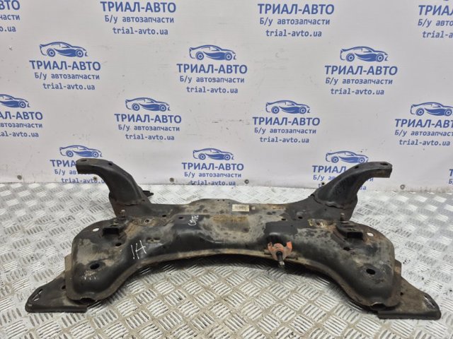 HYUNDAI 62400A6100 Балка крепления двигателя в наличии Ровно