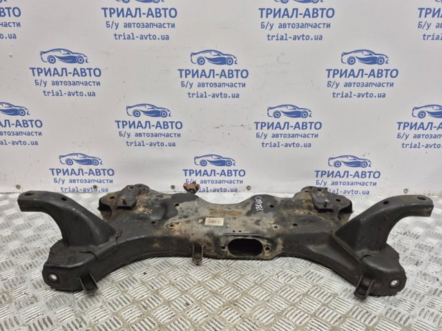 HYUNDAI 62400A6100 Балка крепления двигателя в наличии Черновцы