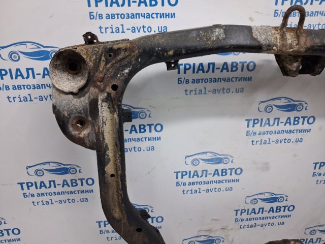 HYUNDAI 624052L020 Балка передней подвески (подрамник) передняя в наличии Украина