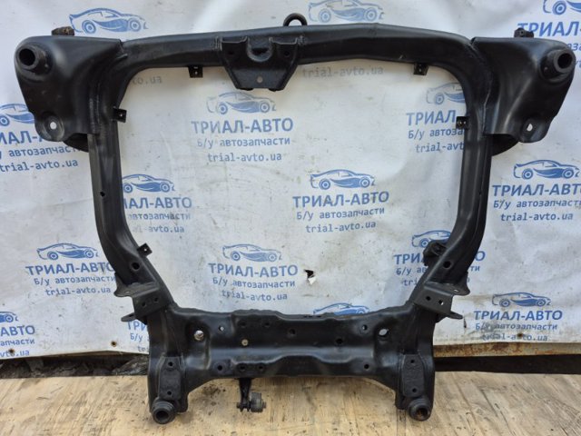 HYUNDAI 624052L020 Балка передней подвески (подрамник) передняя в наличии Ирпень