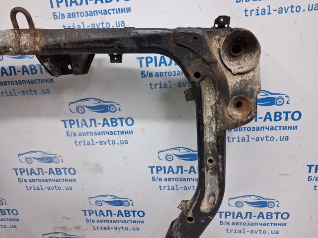 HYUNDAI 624052L020 Балка передней подвески (подрамник) передняя в наличии Николаев