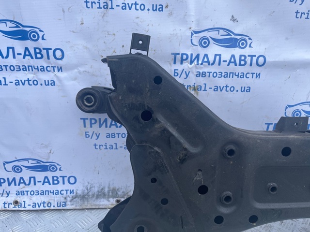 HYUNDAI 624052P301 Подрамник передний в наличии Каменское