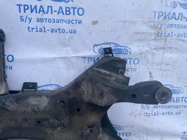 624052P301 Балка передней подвески (подрамник) купить Запорожье